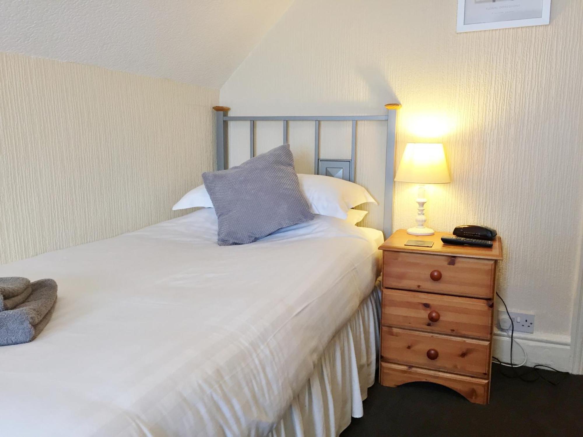 The Beechcliffe Hotel - Over 35'S Only Blackpool Quarto foto